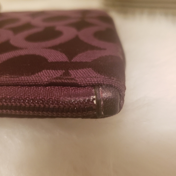 Coach Burgundy Signature Wristlet - Picture 14 of 16